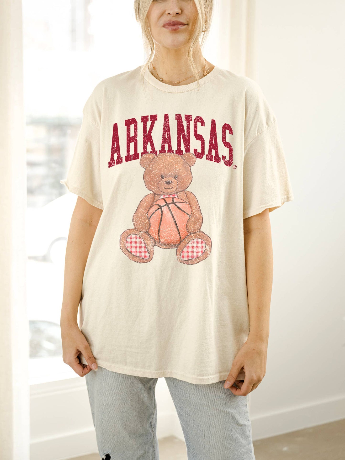 Arkansas Razorbacks Basketball Bear Off White Thrifted Tee