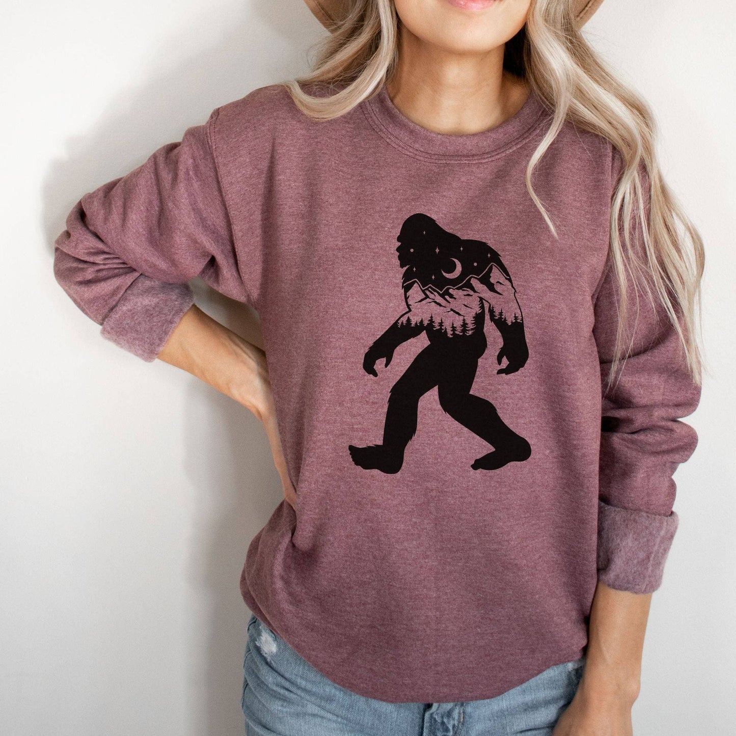 Bigfoot Nature Scene Sweatshirt 180