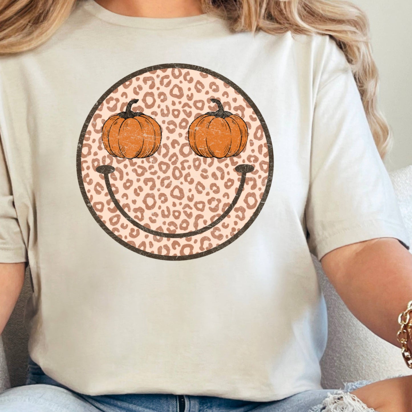 Leopard Pumpkin Fall 2025 Graphic Tee | Gildan
