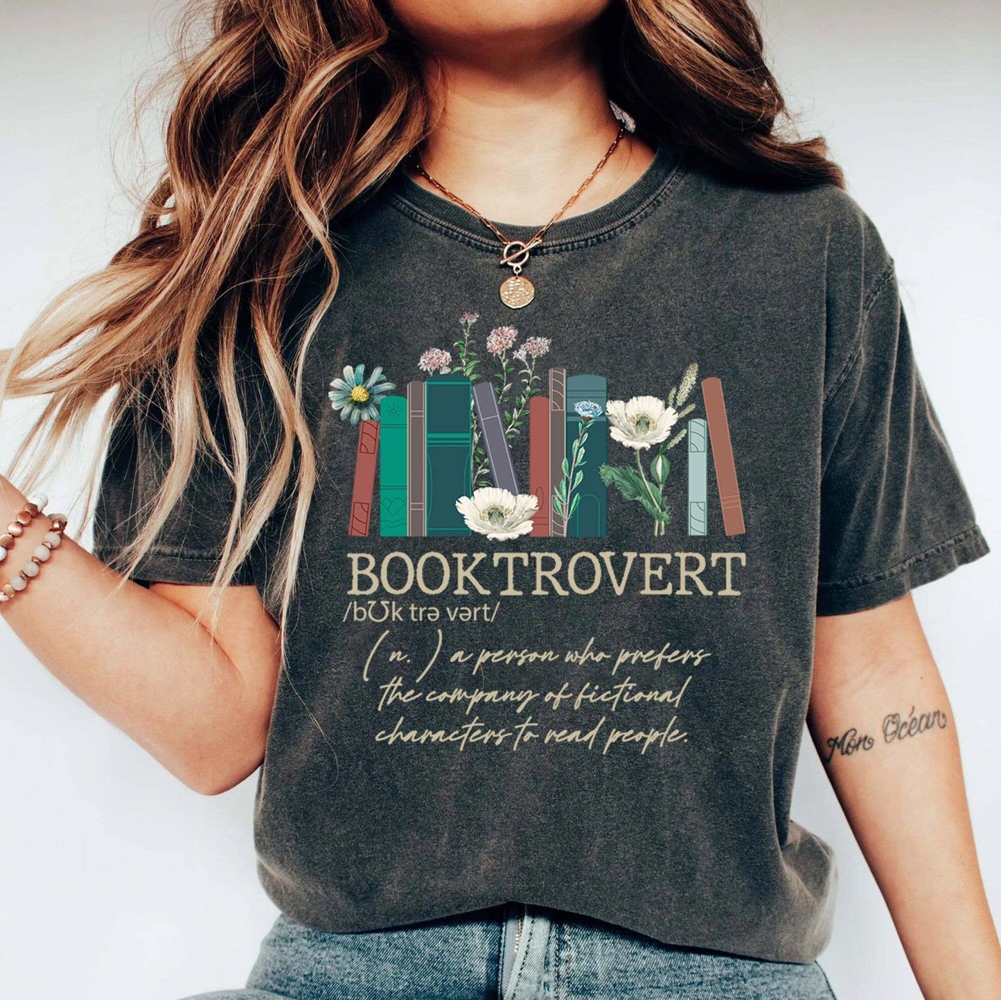 Booktrovert Shirt - Book Lovers Gifts For Women