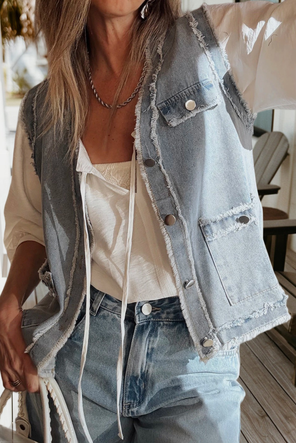 Frayed Edge Flap Pockets Denim Vest Jacket (S-Xl)