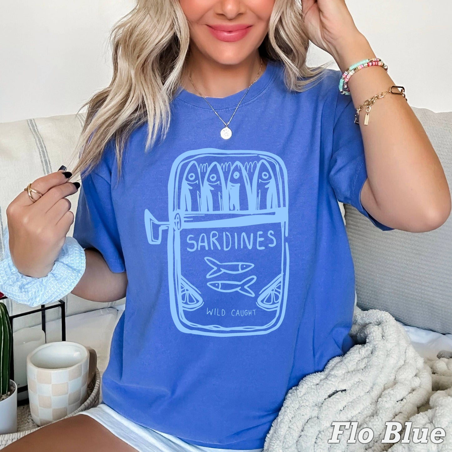 Sardines Women’S Coastal Graphic Shirt | Comfort Colors