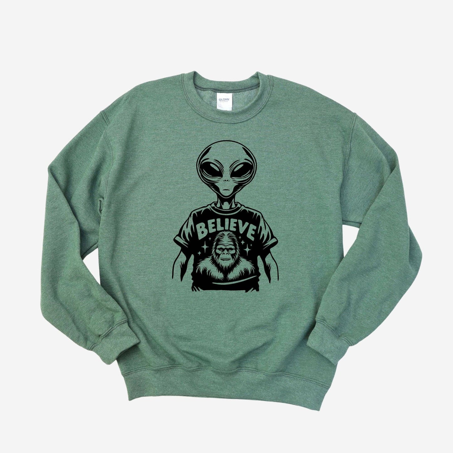 Alien Loves Bigfoot Crewneck Sweatshirt Hoodie 265