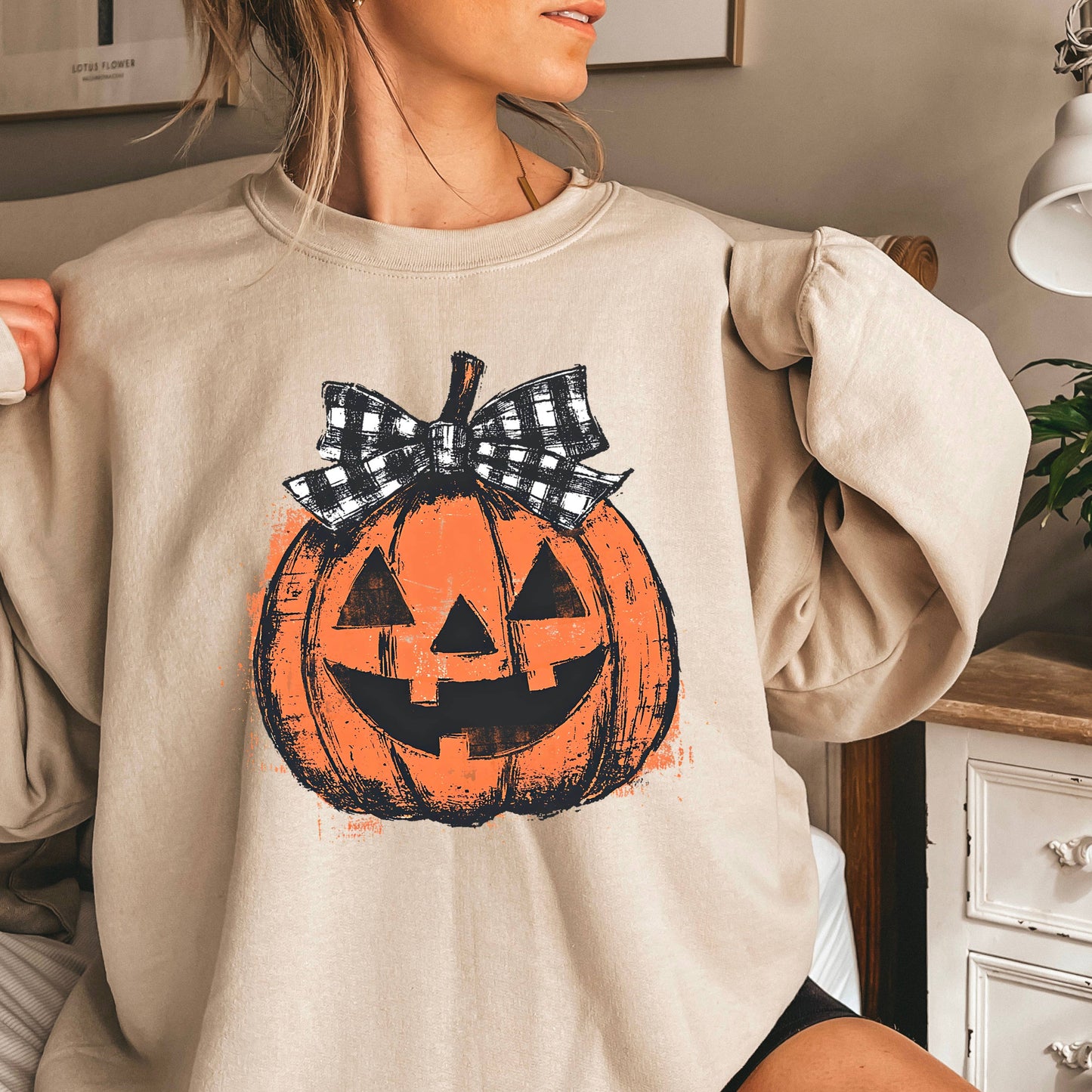 Gingham Pumpkin Halloween 2025 Graphic Sweatshirt