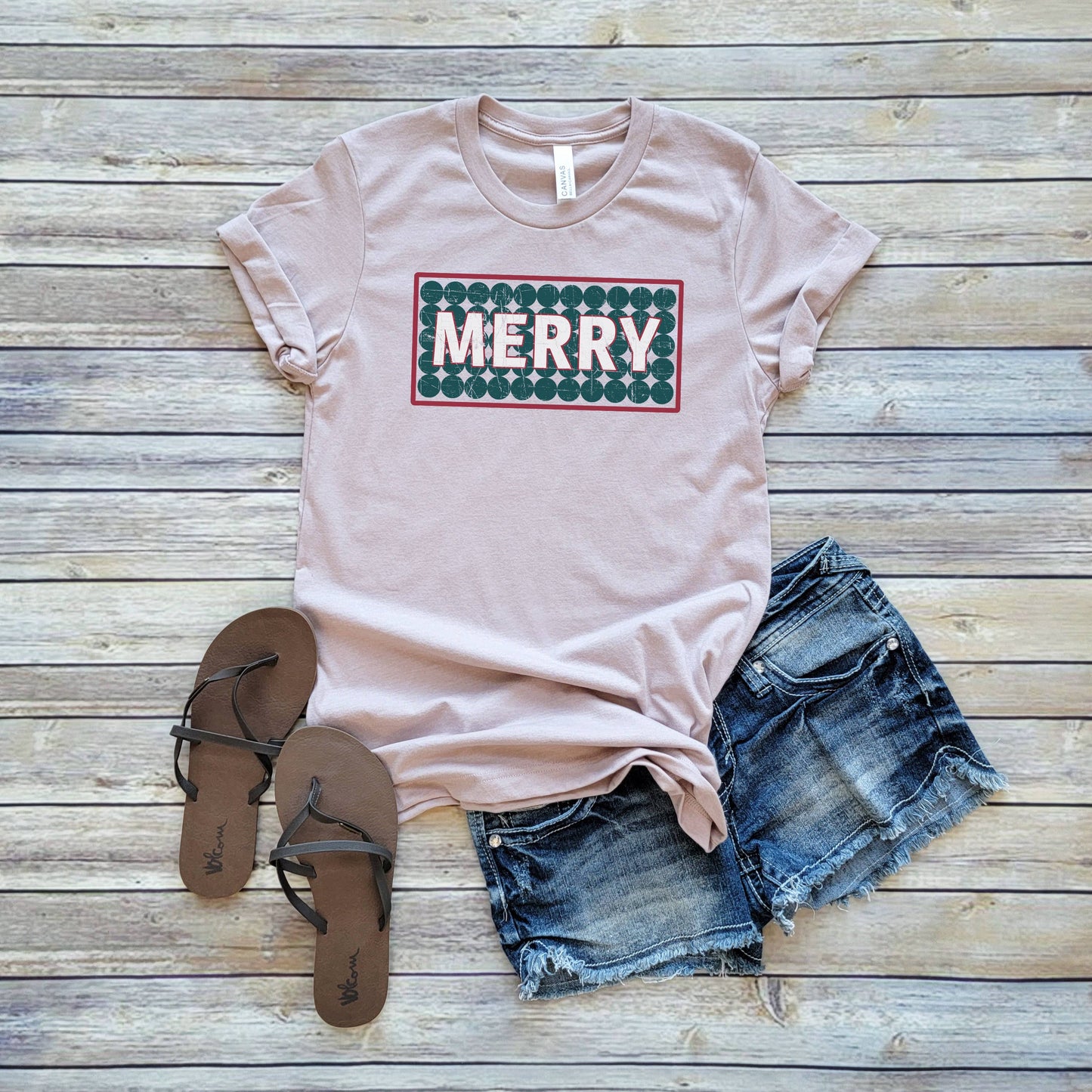 Retro Merry Tee | Christmas | Sizes XS-2XL