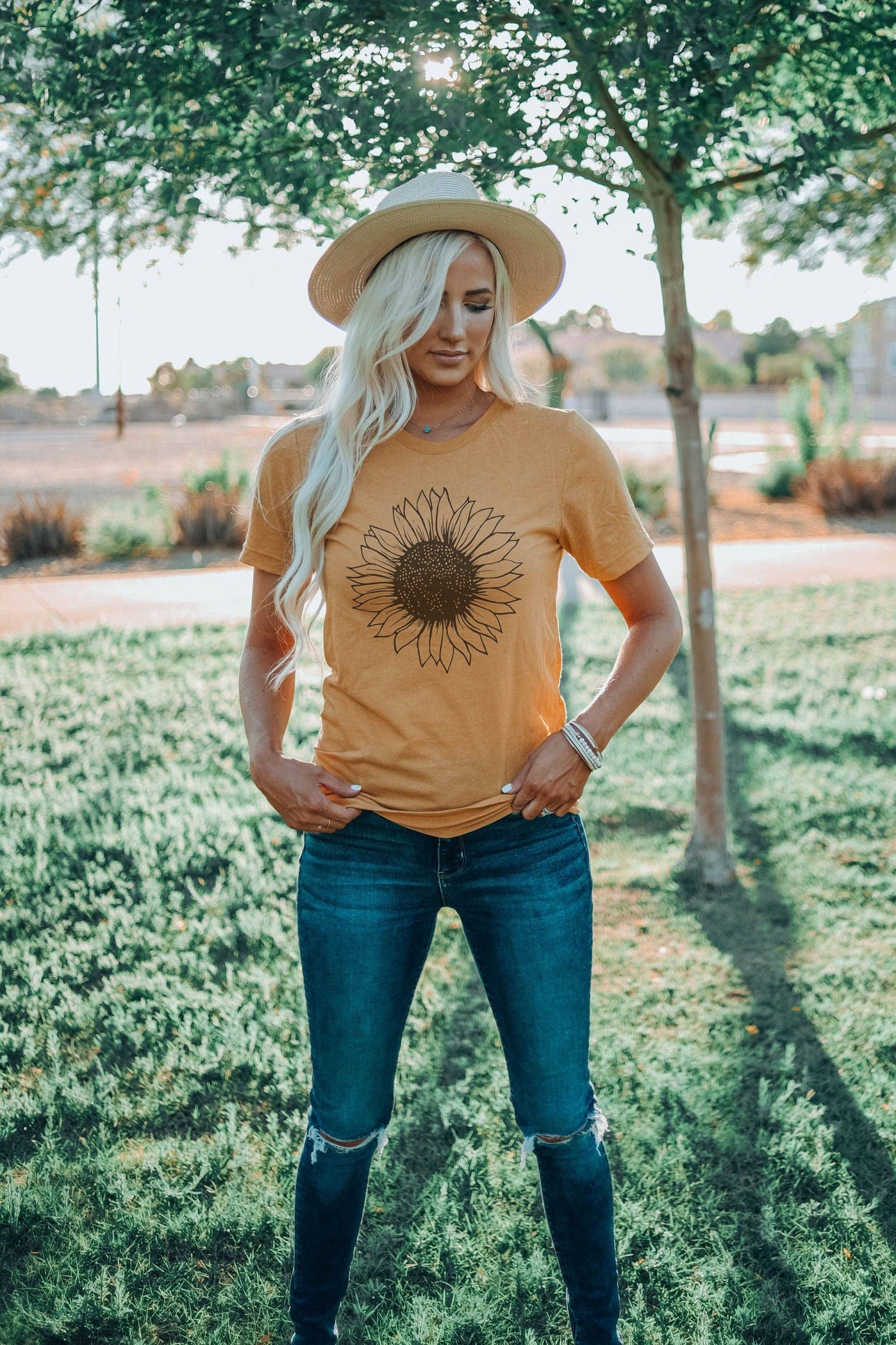 Sunflower #1 Silhouette Tee | Botanical Tshirt