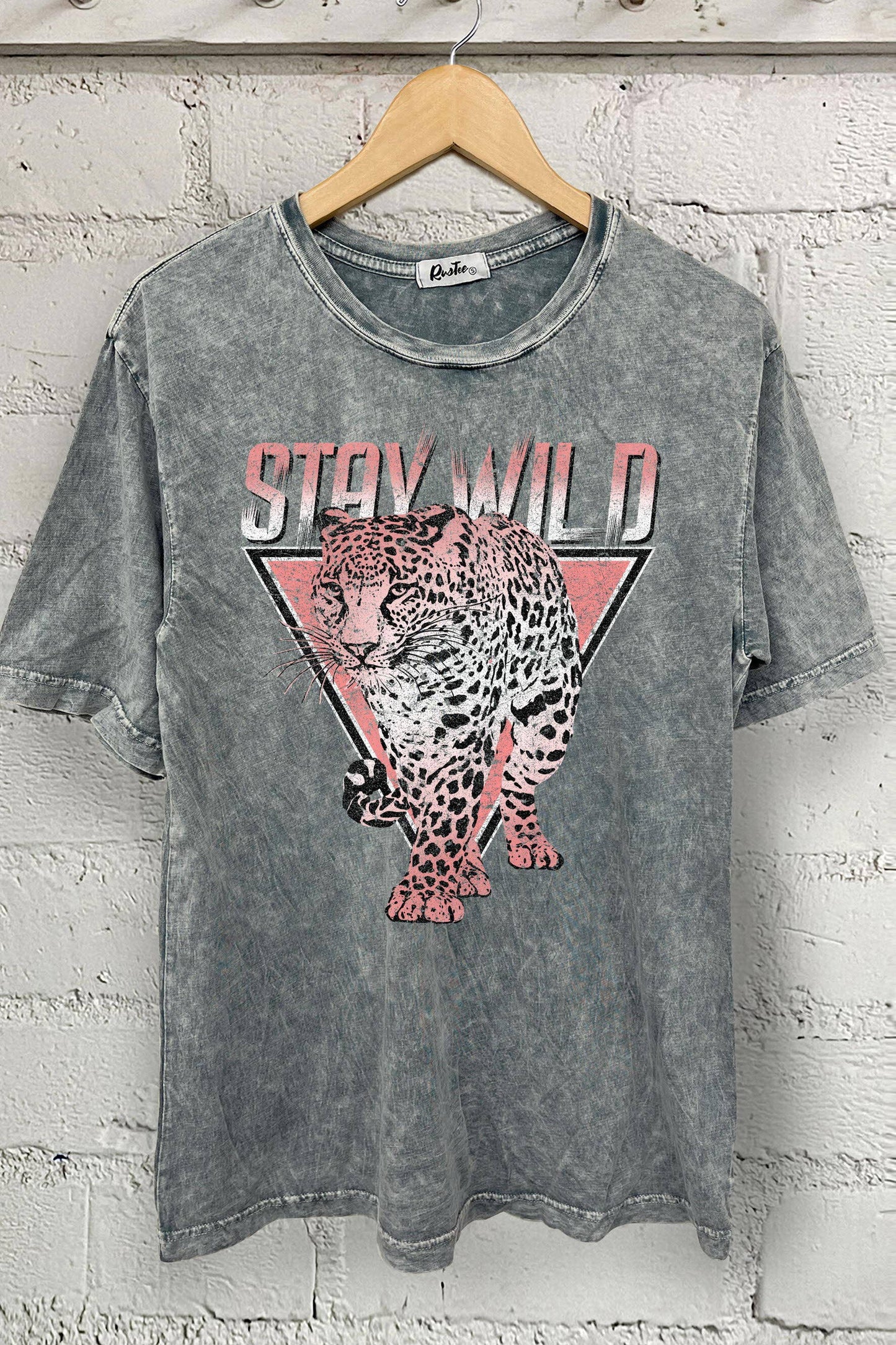 Stay Wild Leopard-Oversized Tshirt