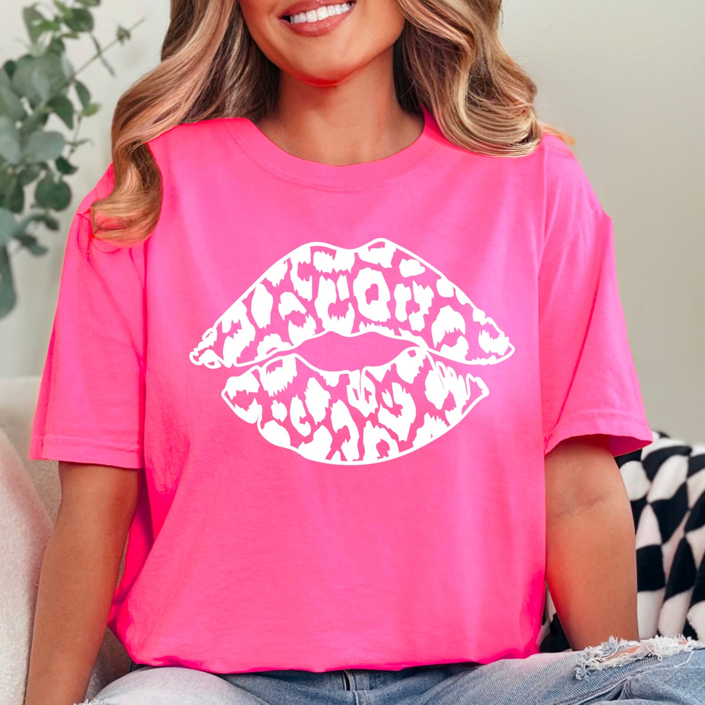 Leopard Lips Graphic Tee | Comfort Colors