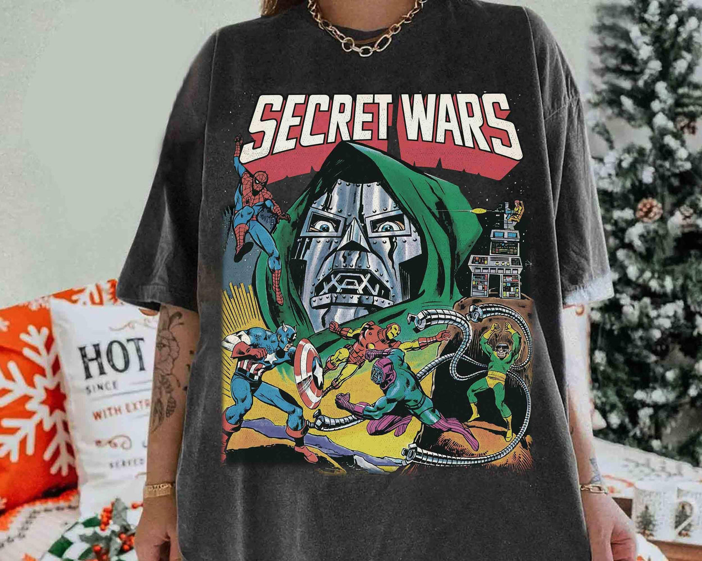 Vintage Avengers Secret Wars Comic Book Tee