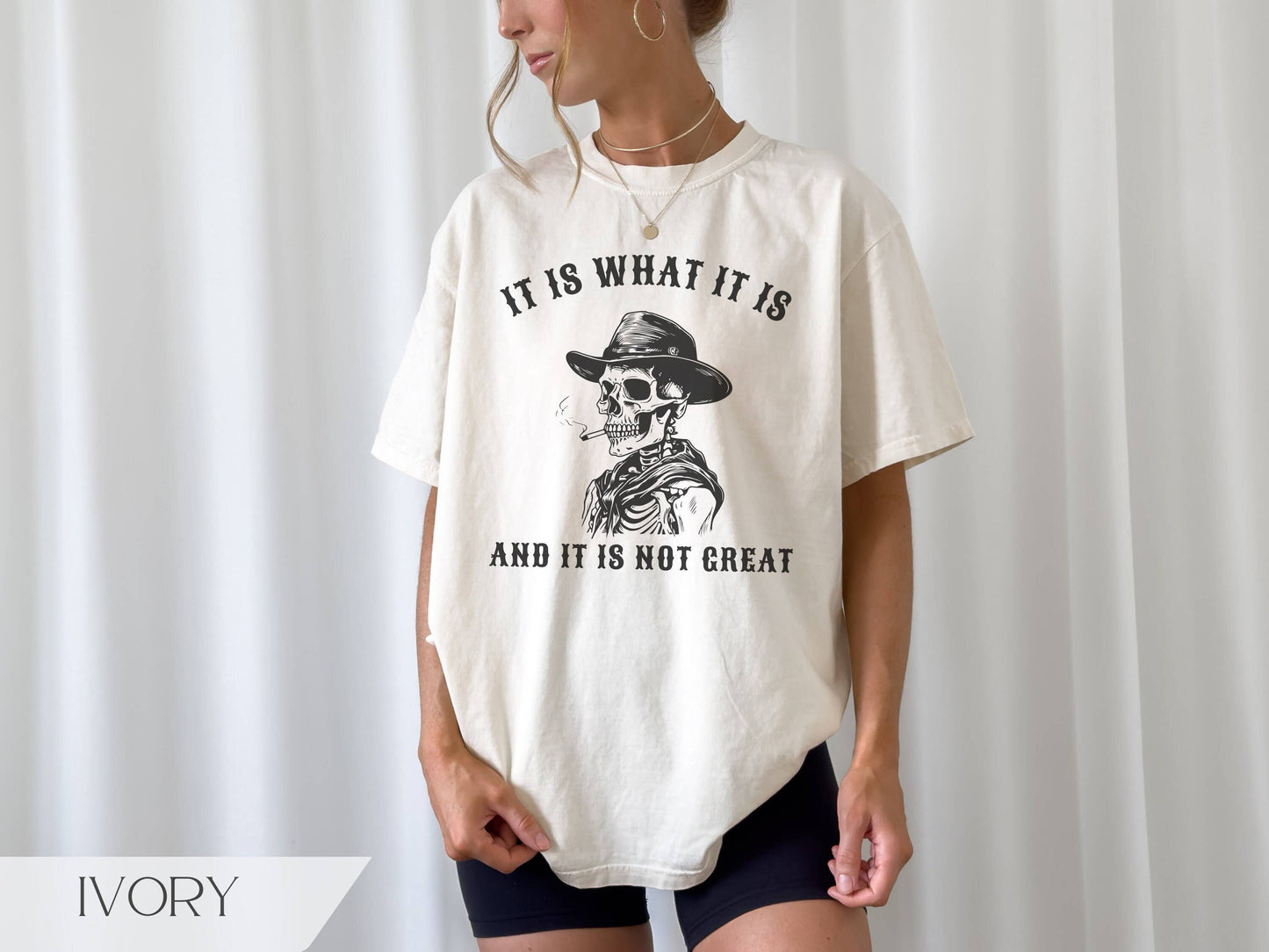 Retro Skeleton Western Halloween T-Shirt - Vintage Funny Tee
