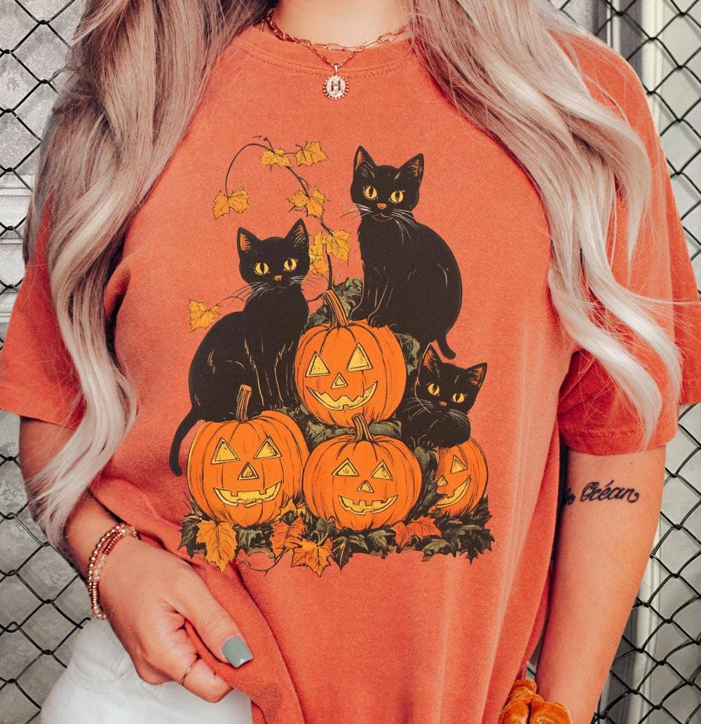 Vintage 90s Black Cat Halloween Shirt - Retro Spooky Tee