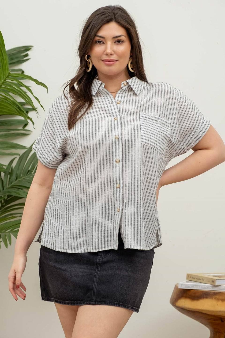Plus Stripe Collared Short Sleeve Linen Shirt