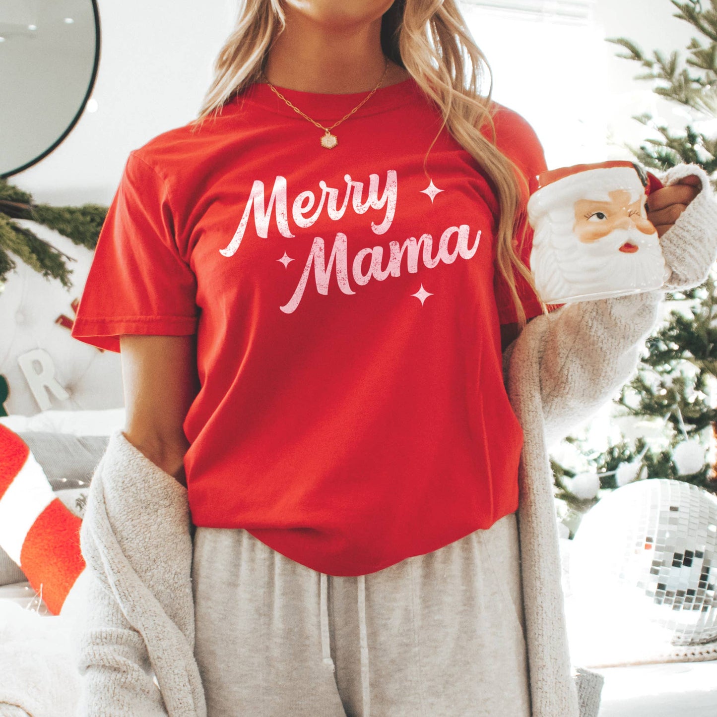 Merry Mama T-Shirt, Retro Christmas Comfort Colors Tee