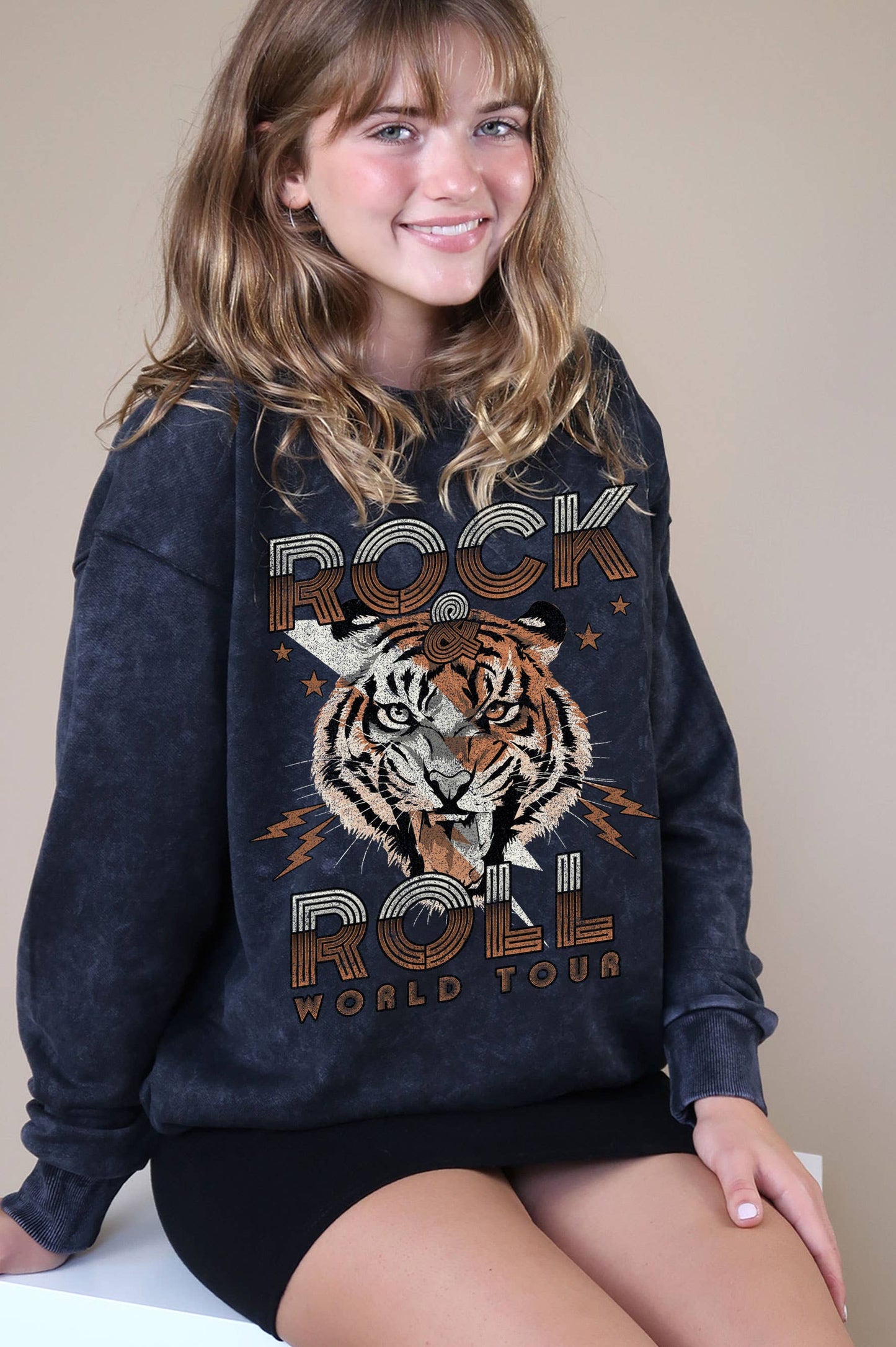 Rock&Roll Tiger World Tour Mineral Graphic Brush Sweatshirt