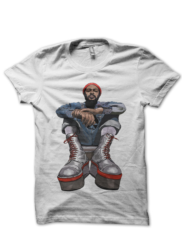 Platform Boots Marvin’s White T-Shirt
