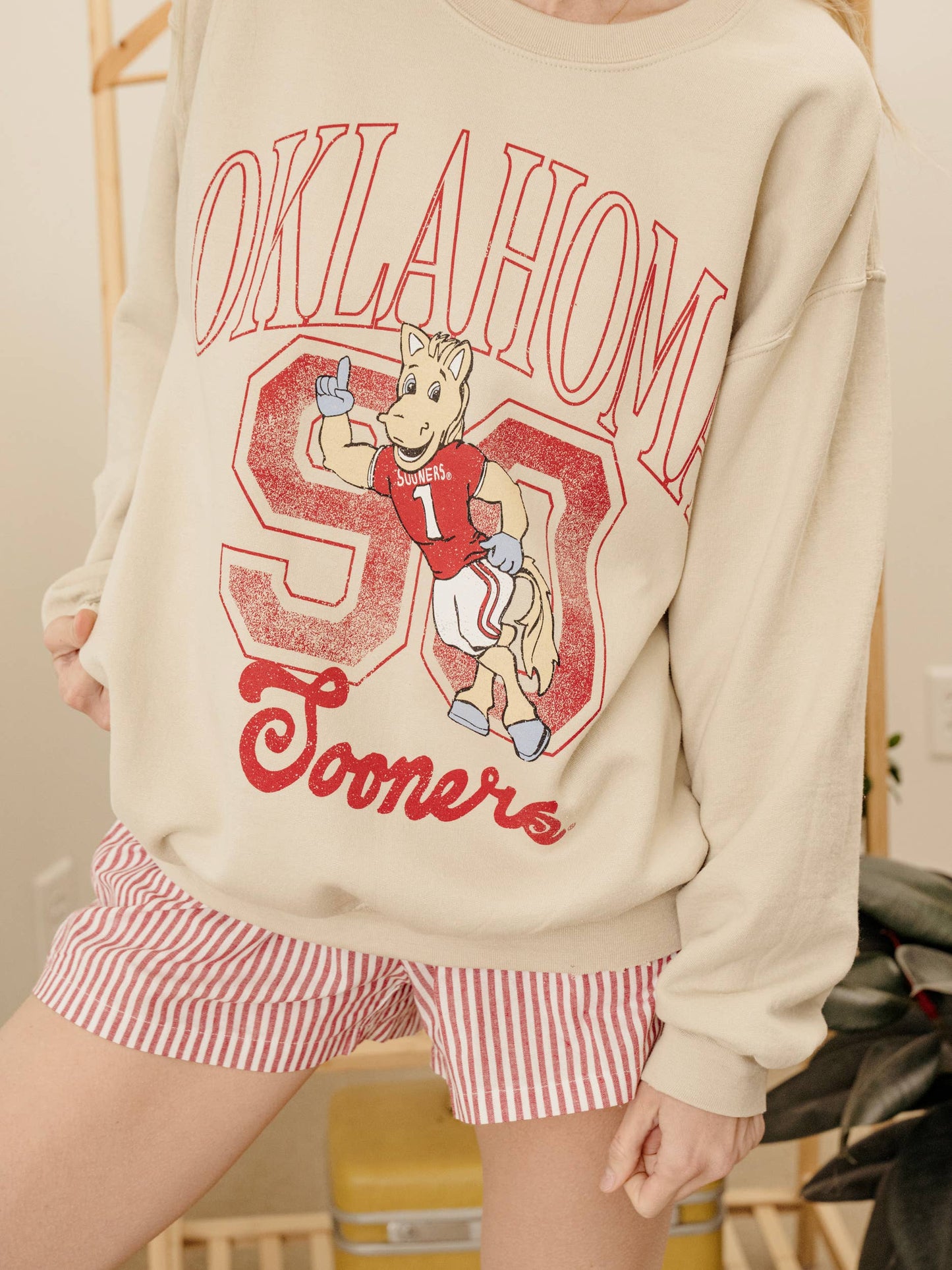 Ou Oklahoma Sooners Club Mascot Sand Thrifted Sweatshirt