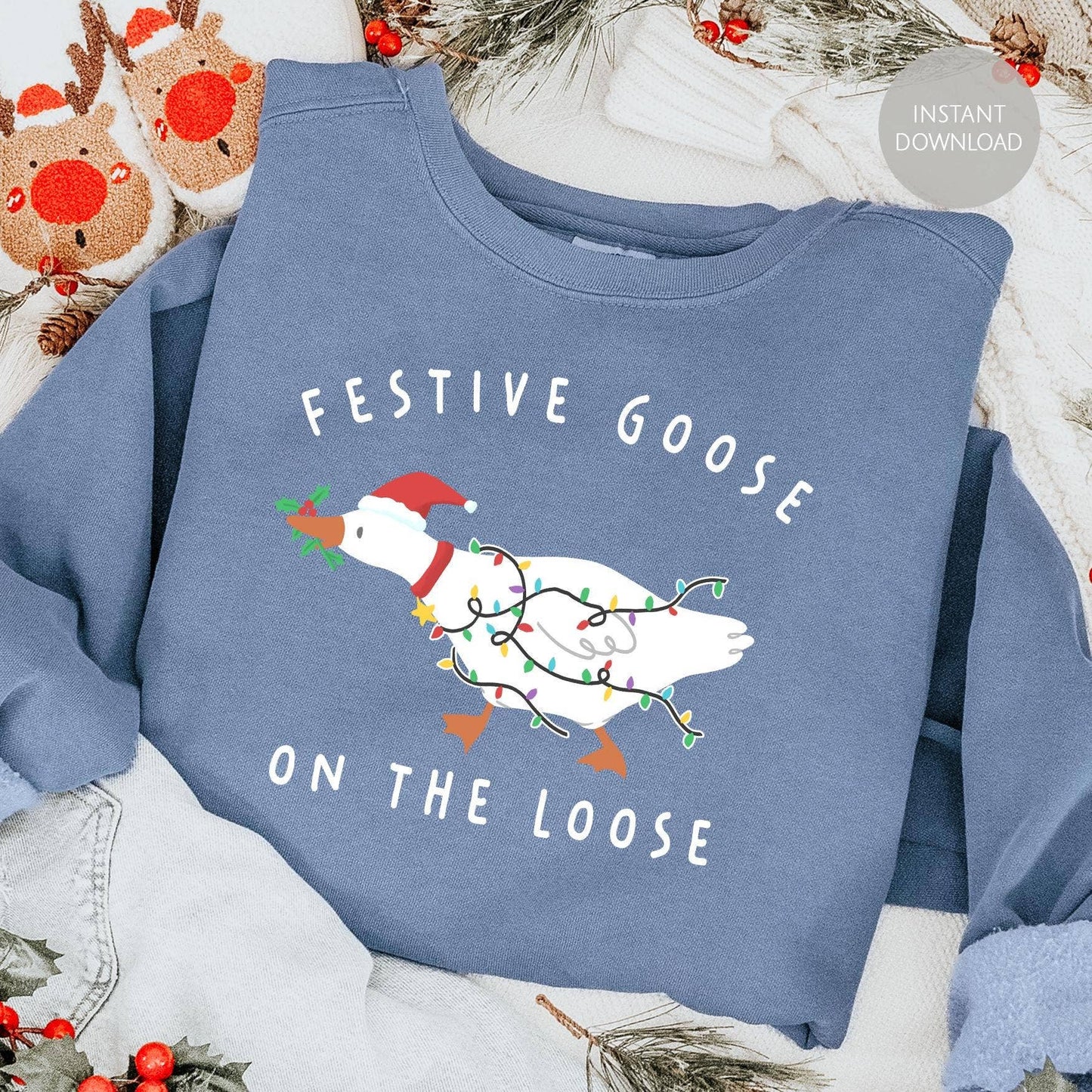 Festive Goose On the Loose Merry Christmas Retro Shirt