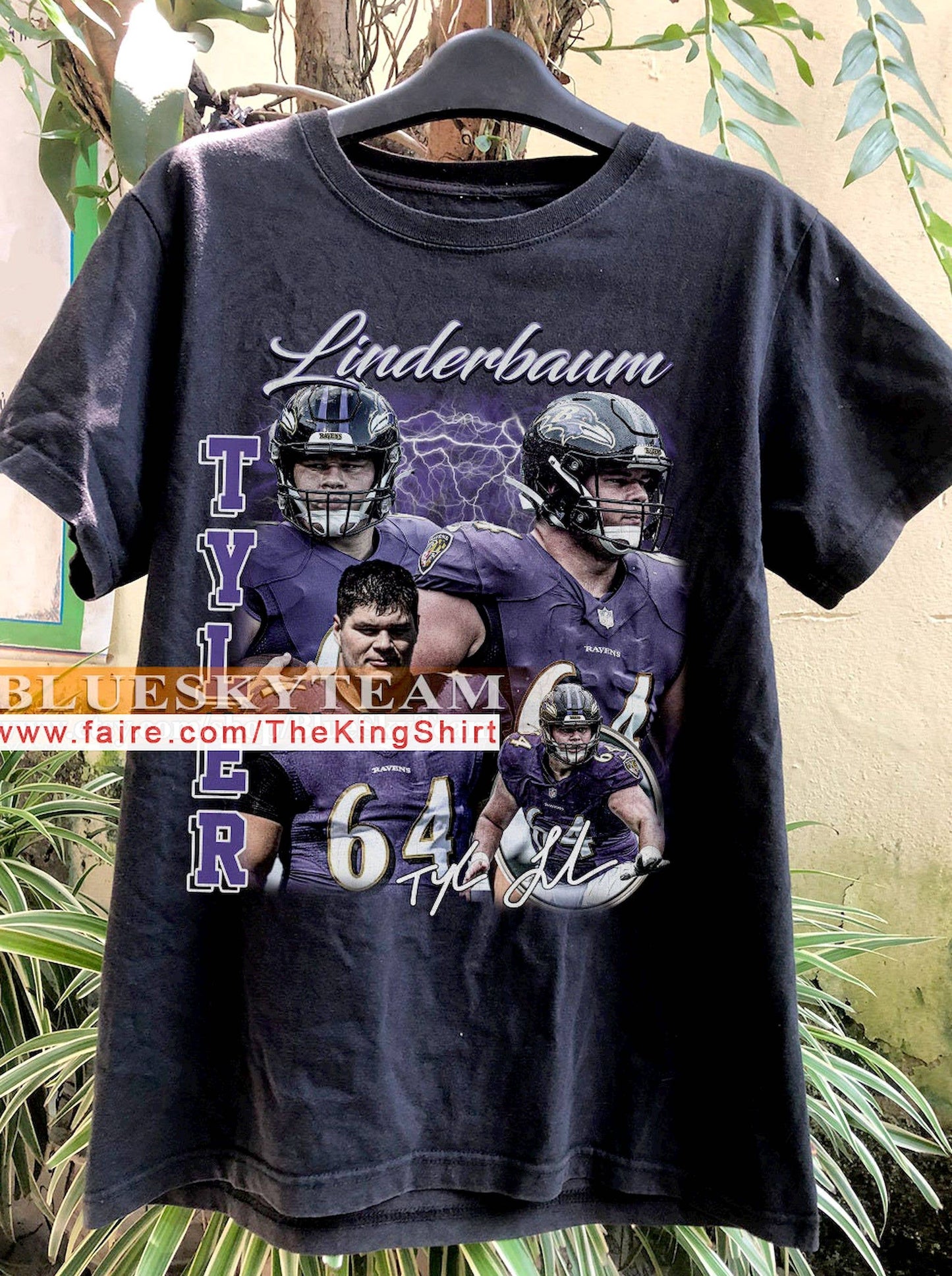 Vintage 90s Tyler Linderbaum T-Shirt Retro Football Gift
