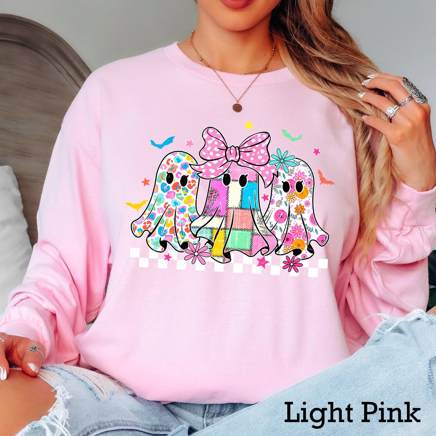 Halloween 2025 Retro Ghost Long Sleeve Shirt | Gildan