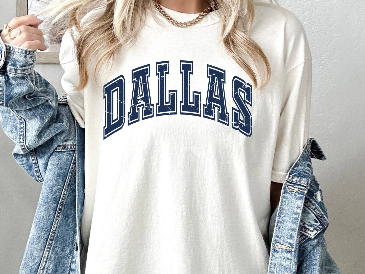 Dallas Vintage Tee Minimalist & Trendy