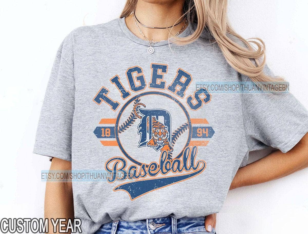 Vintage Detroit Tigers Baseball Fan Tee - Detroit Baseball