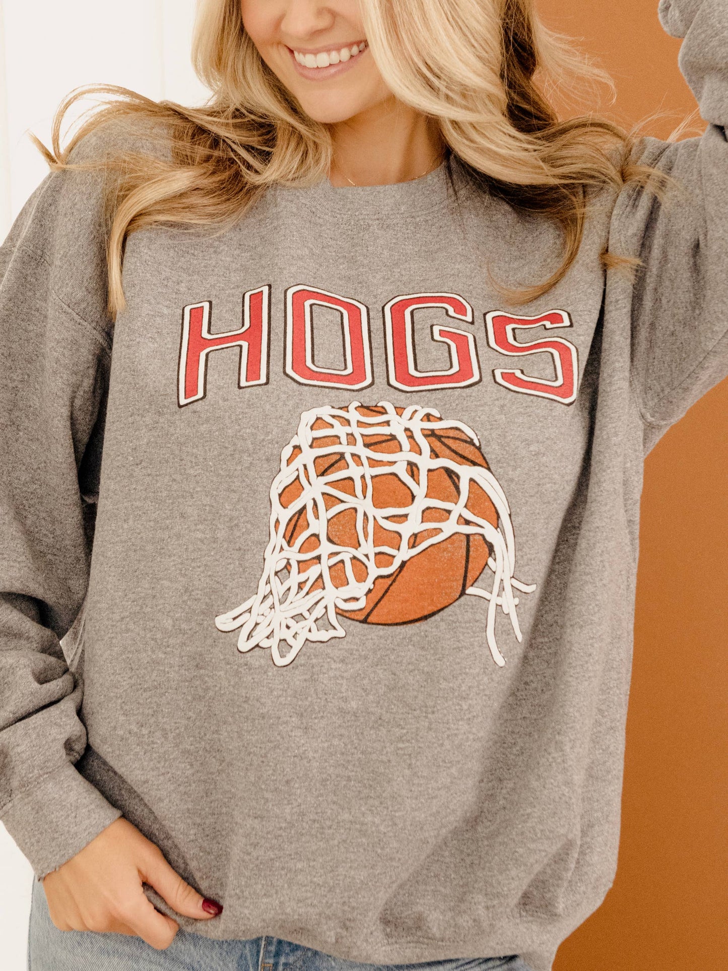 Arkansas Hogs Basketball Fling Gray Thrifted Sweatshirt