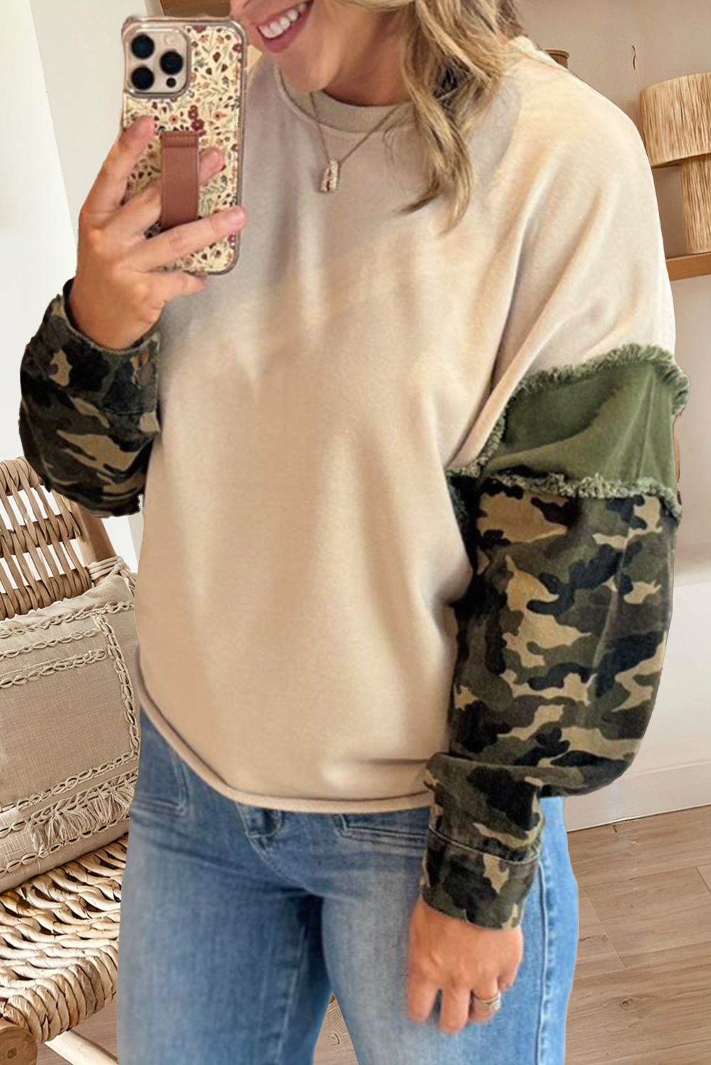 Camo Print Patchwork Sleeve Raw Hem Plus Size Sweatshirt