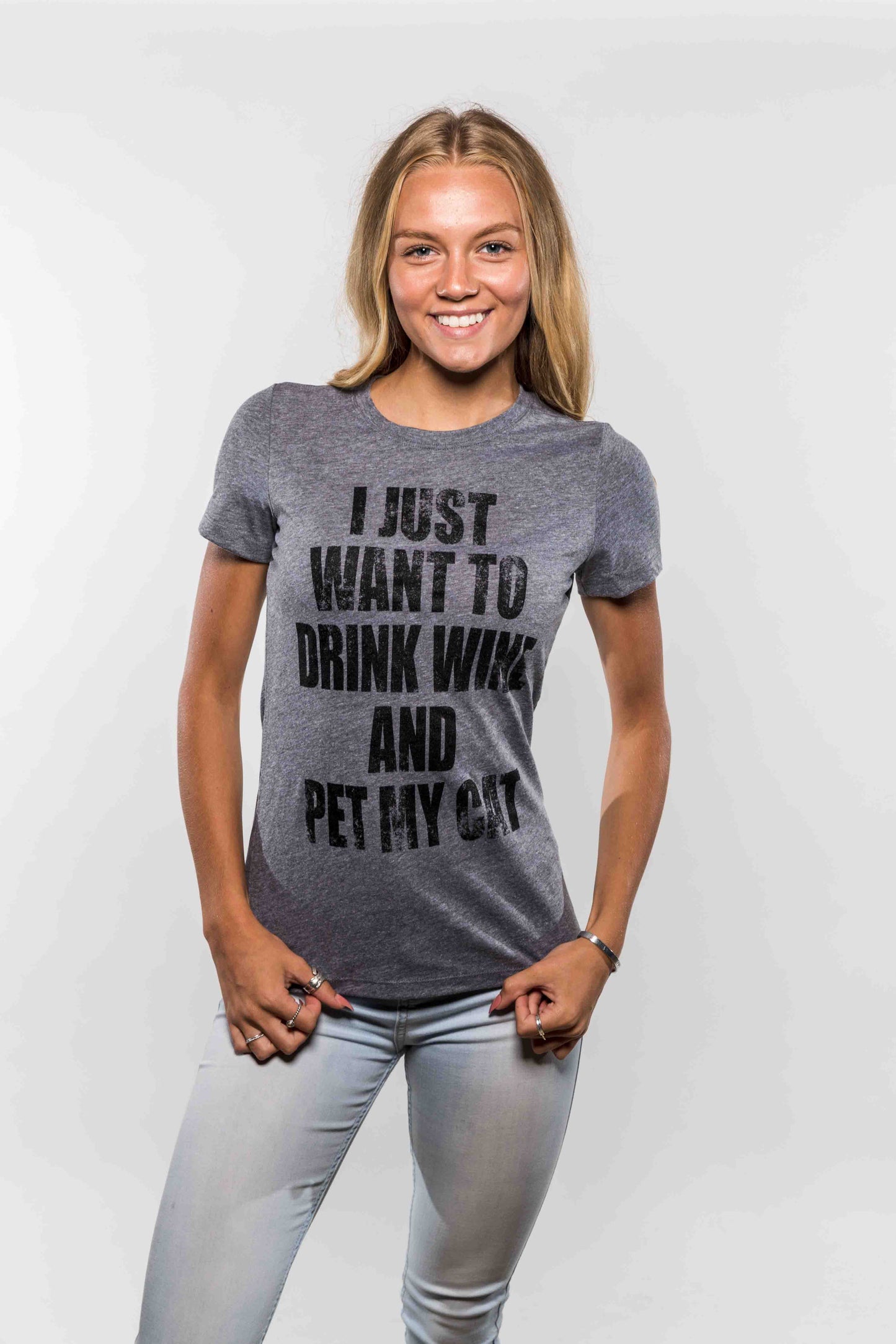 I Just Want To Drink Wine and Pet My Cat Women's Tshirt