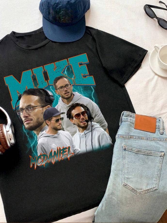 Vintage 90S Graphic Mike Mcdaniel Retro Sport Tee Shirt