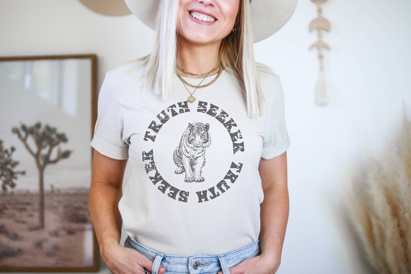 Truth Seeker Graphic Tee | Women's Tees | Tiger Retro