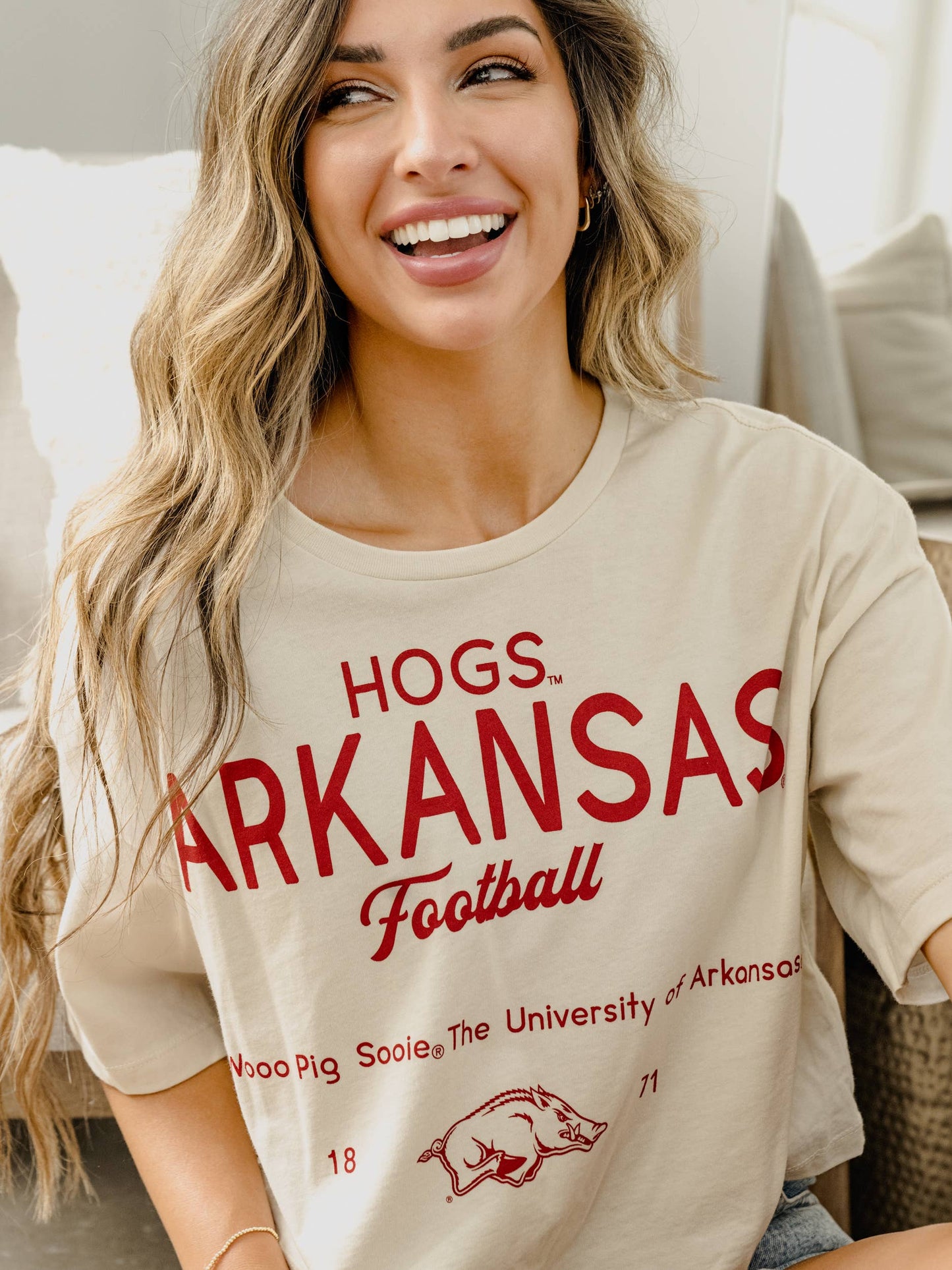 Arkansas Razorbacks Shot Off Off White Cropped Tee