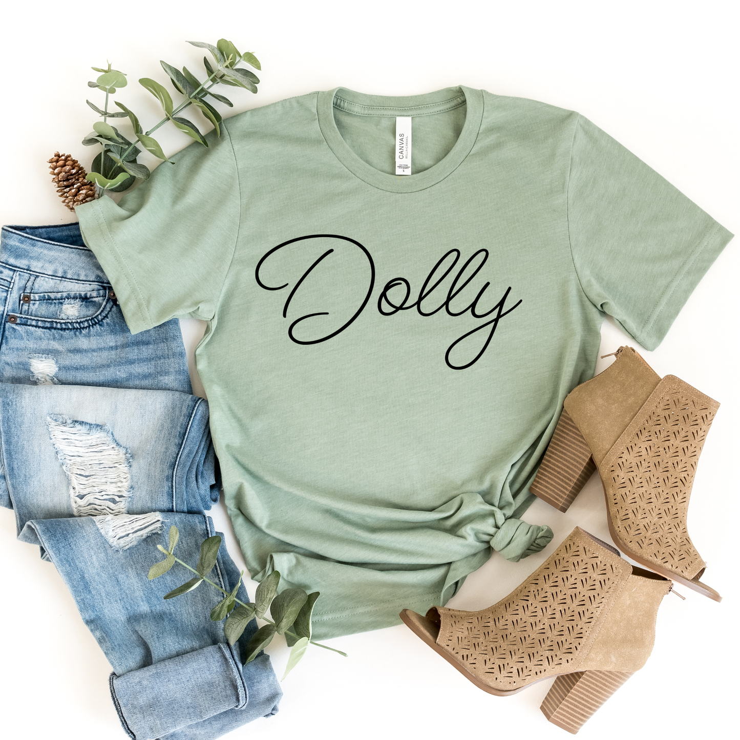 Dolly Graphic Tee
