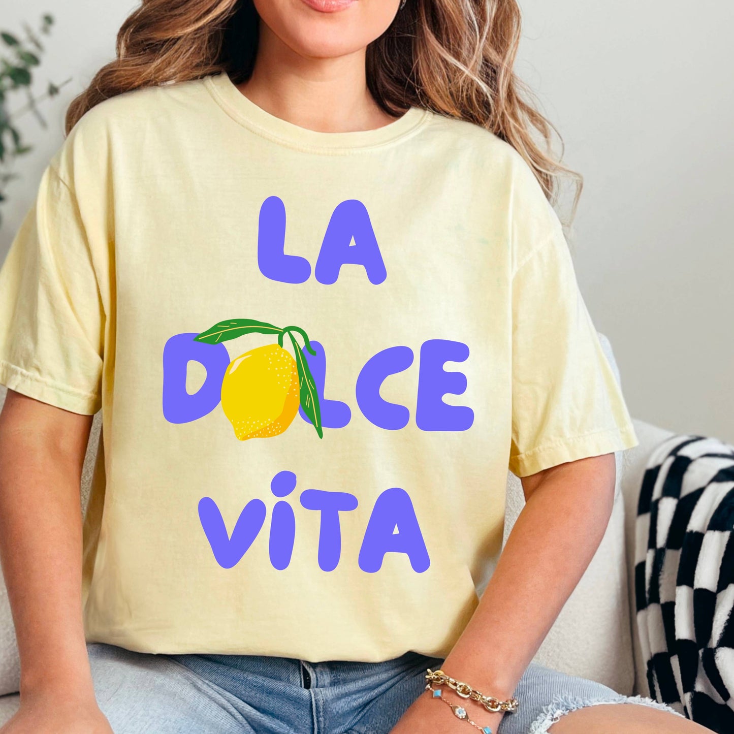 La Dolce Vita Lemon Graphic Shirt | Comfort Colors Spring 25