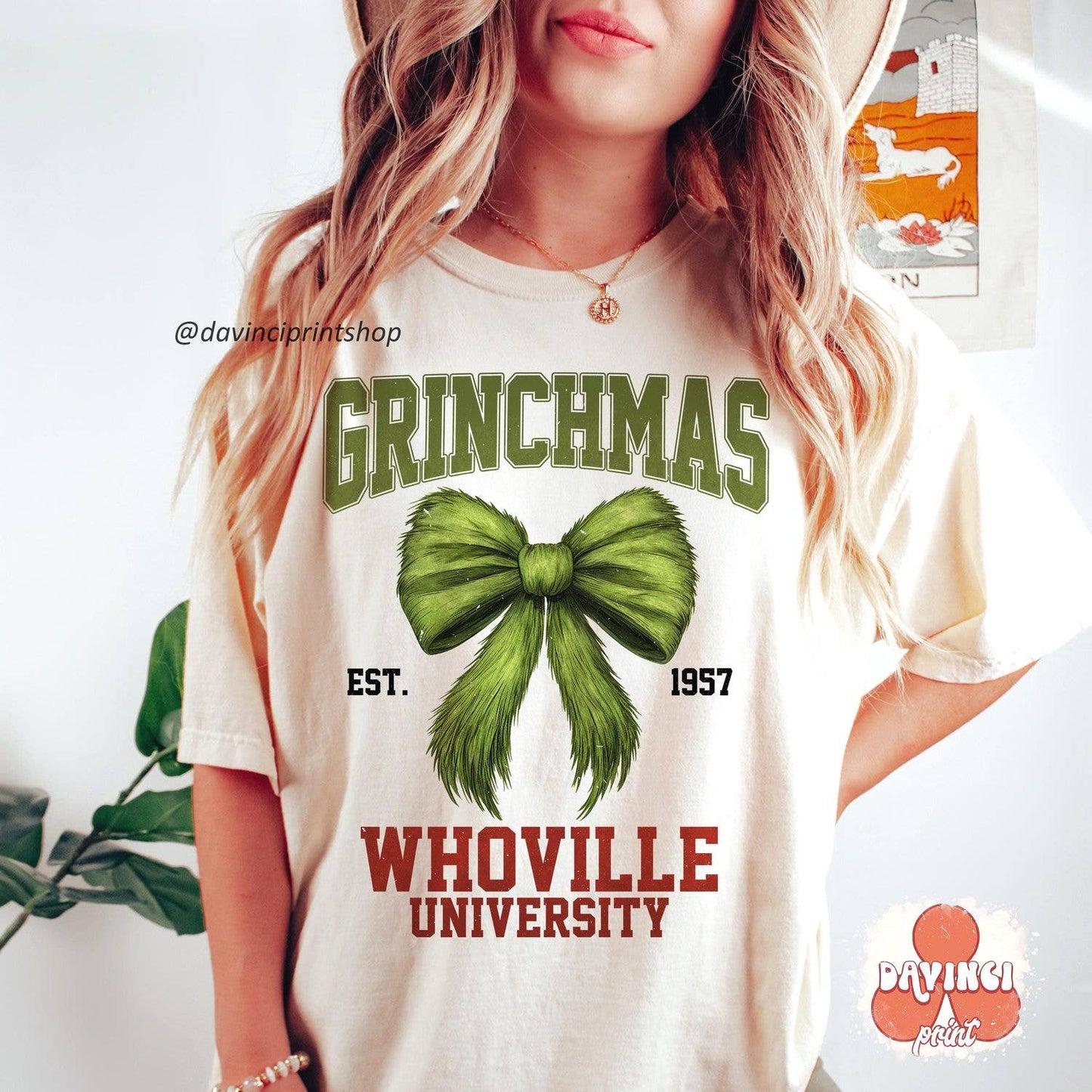 Grincmas Coquette Bow Christmas Shirt - Retro Holiday Design
