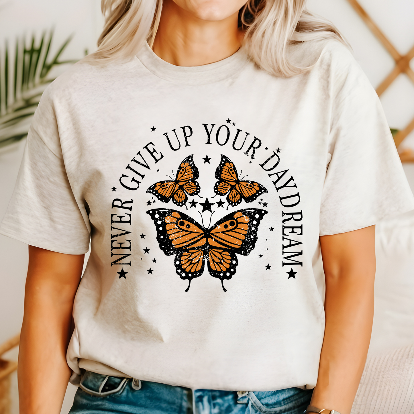 Never Give Up Graphic Tee