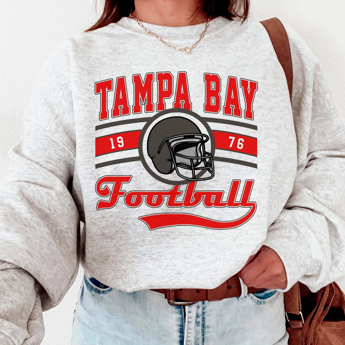 Tampa Bay Buccaneers Vintage Football Sweatshirt, Retro Styl
