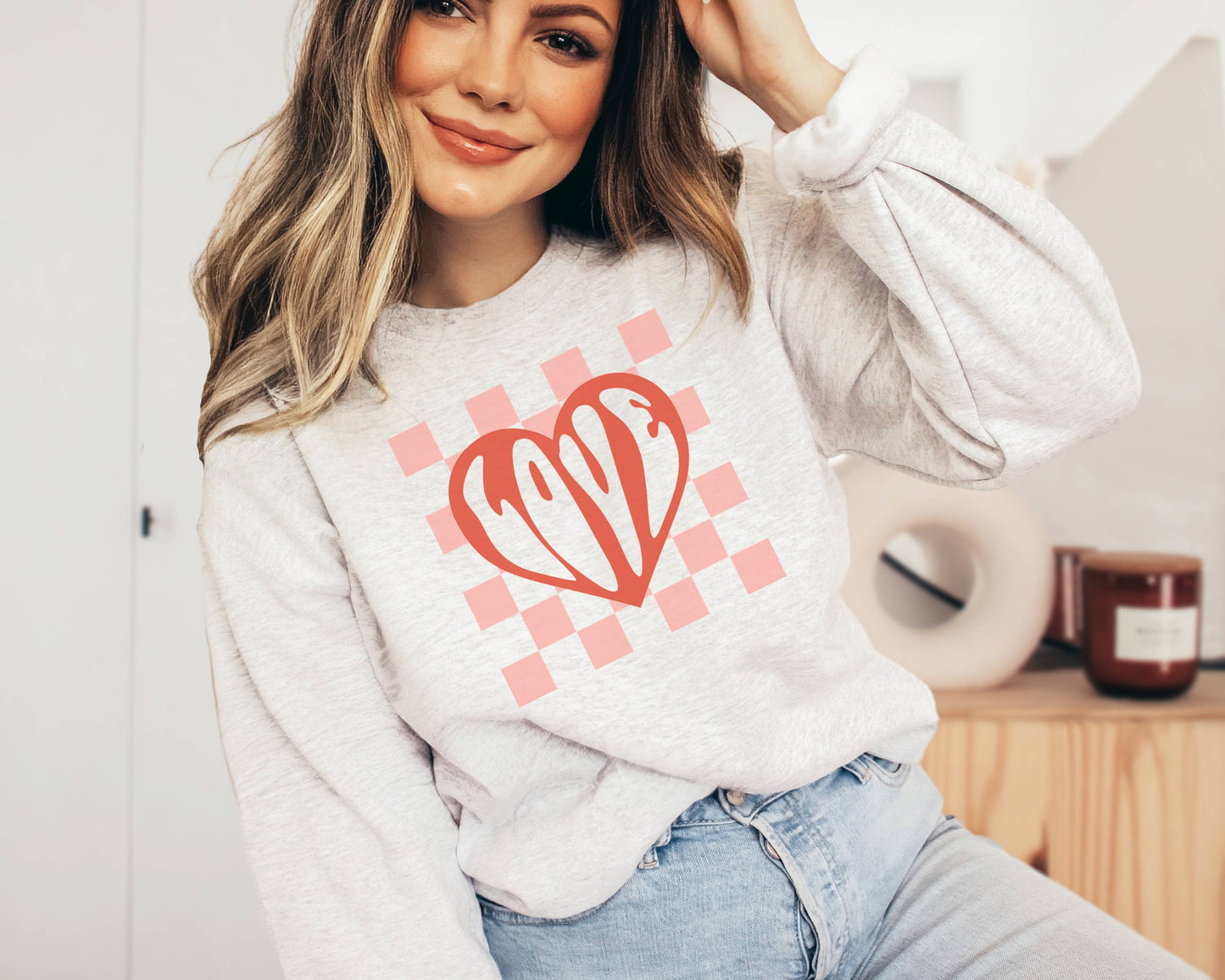 Love Checkered Heart Crew Neck Sweatshirt