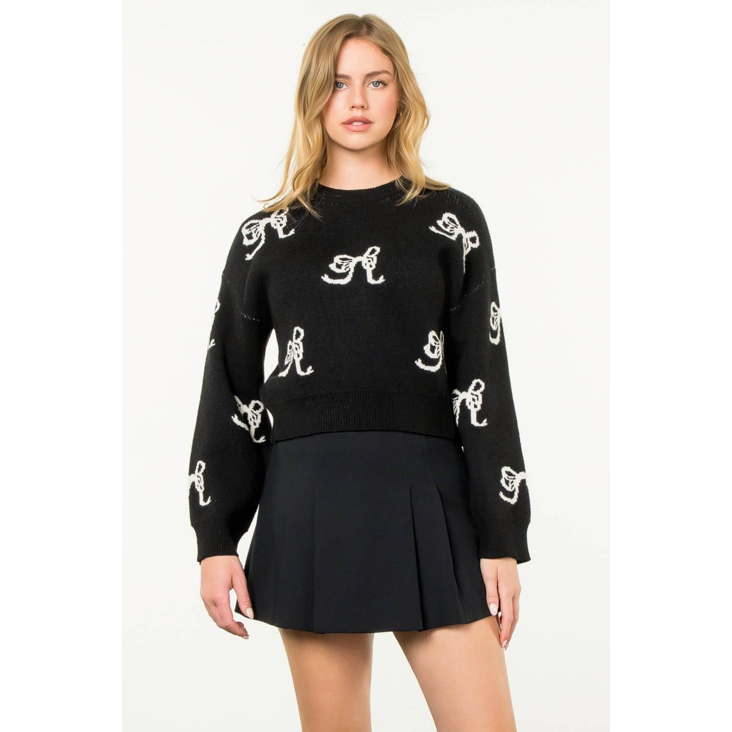 Bow Pattern Knit Sweater