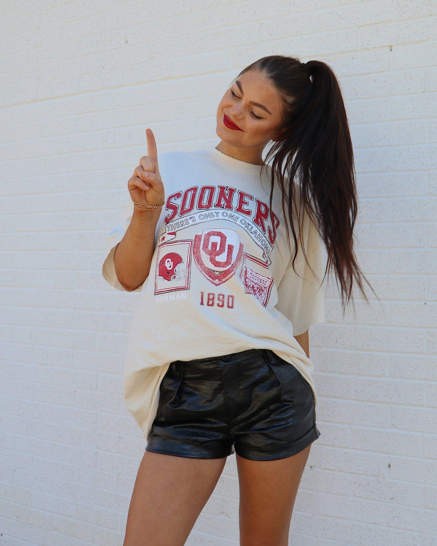 Ou Oklahoma Sooners Prep Patch Off White Thrifted Tee