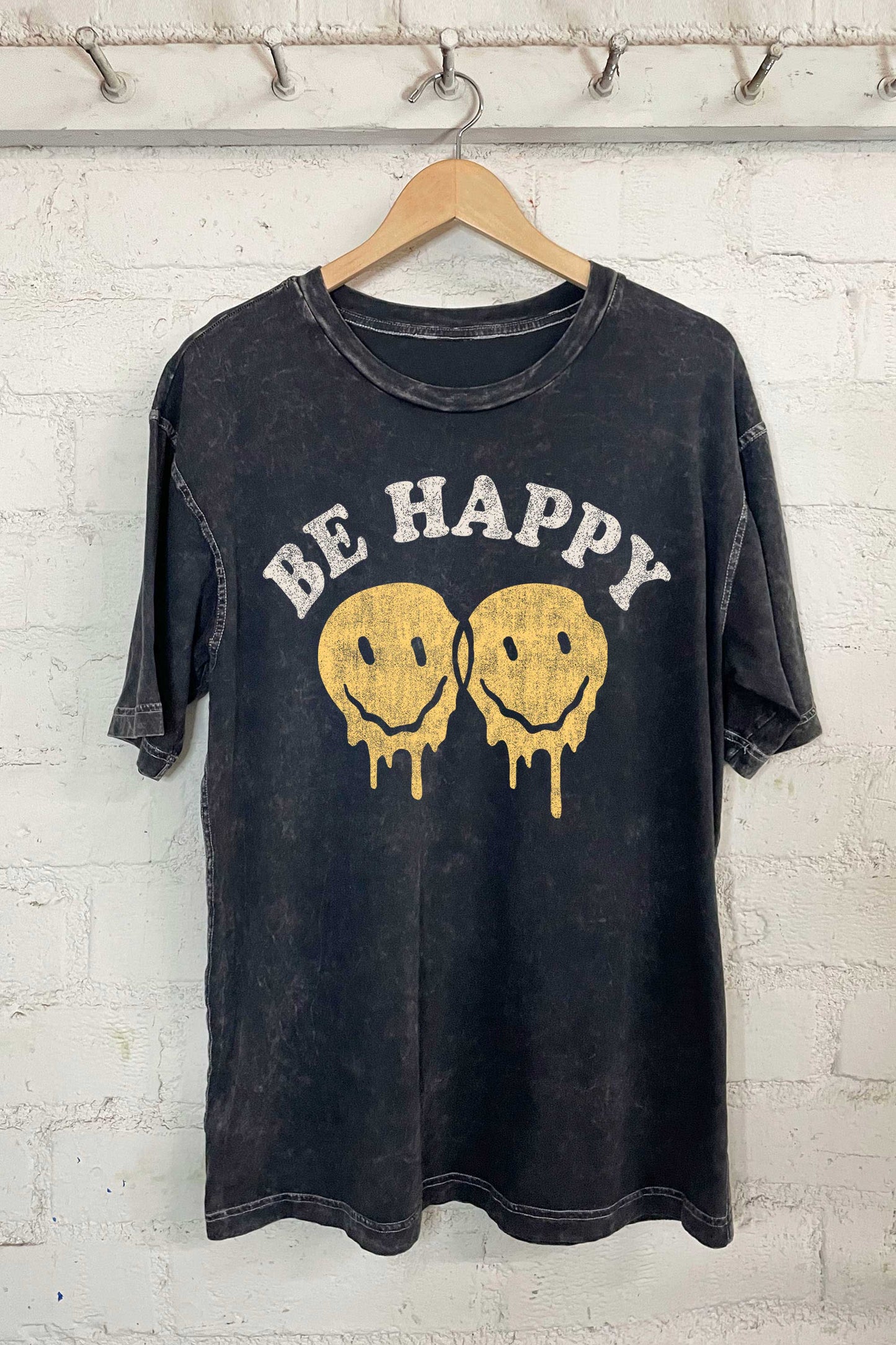 Be Happy Oversized Women's T-Shirt