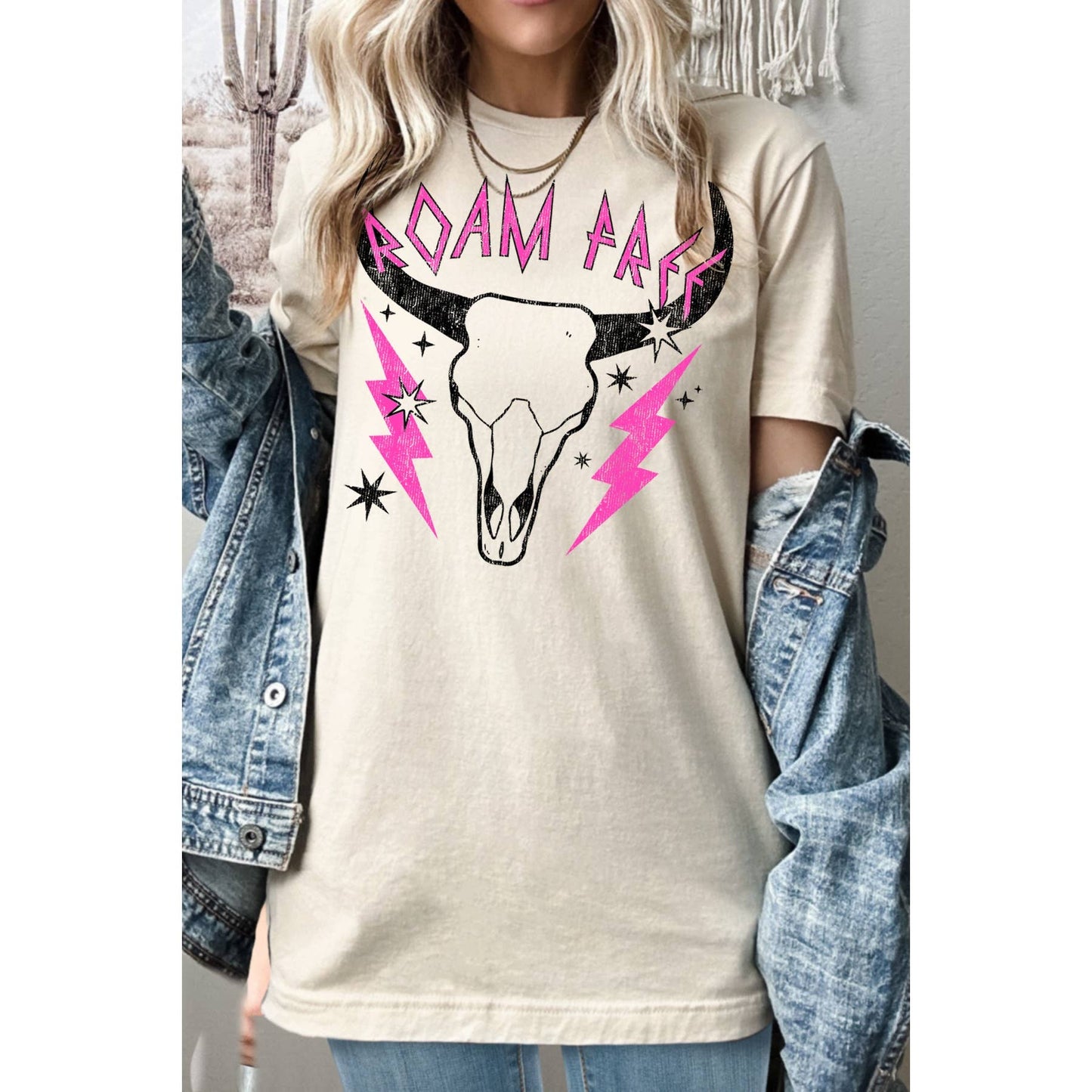 Roam Free Women's Graphic T-Shirt, 100% Premium Cotton