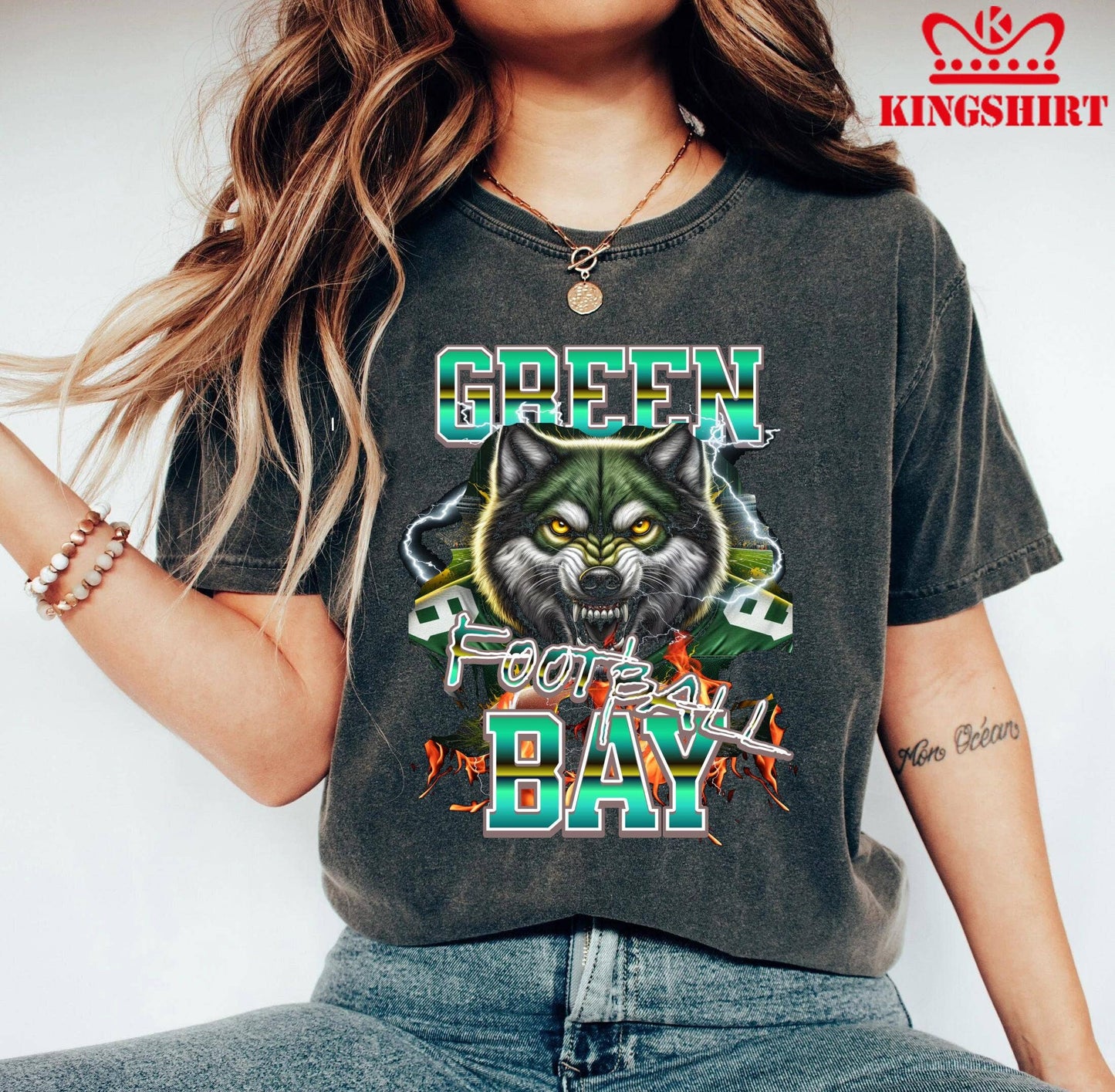 Stylish Green Bay Football Retro Wisconsin Sports Team Shirt