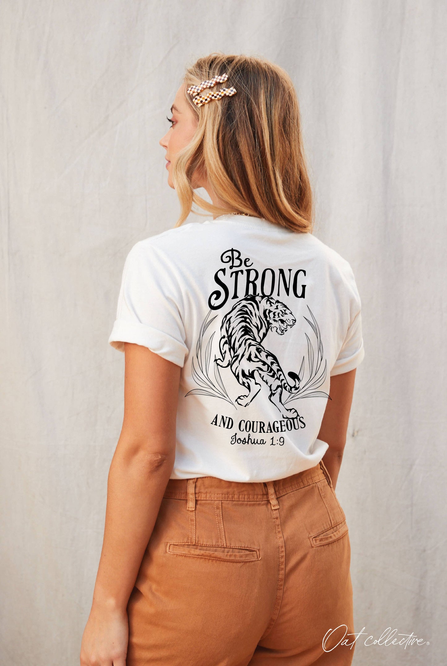 Be Strong     Graphic T-Shirt
