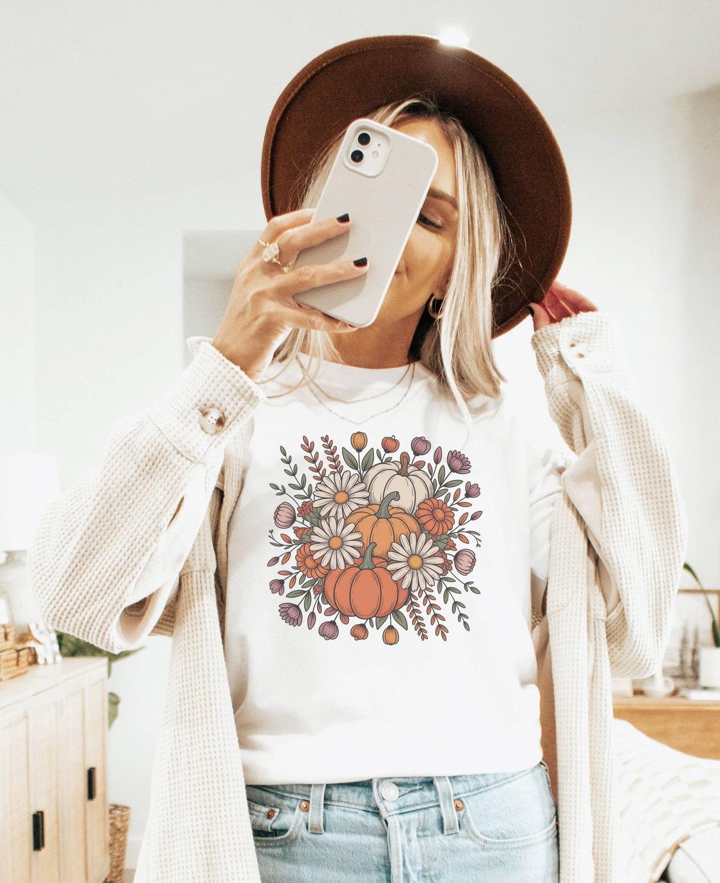 Pumpkin Botanical Retro Graphic Tee | Trendy Fall Tee