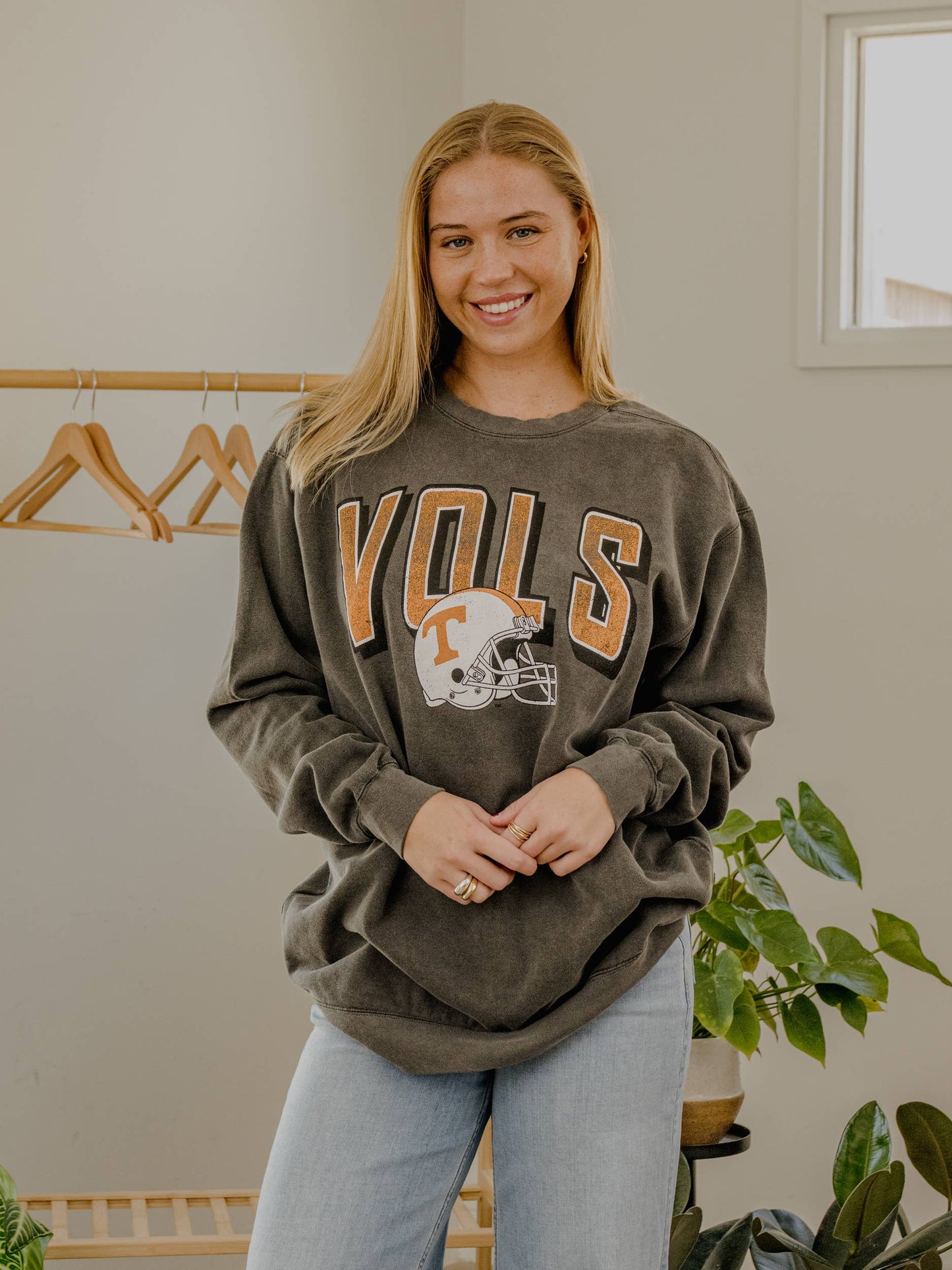 Vols Helmet Fade Pepper Comfort Colors Sweatshirt