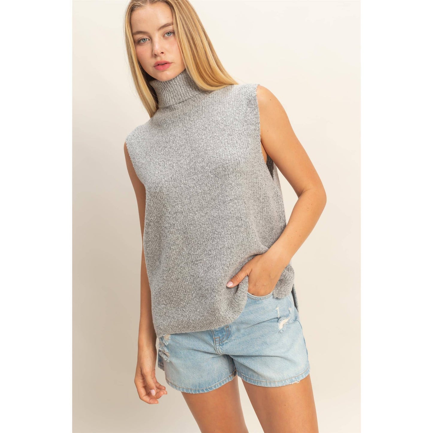 Sleeveless Turtleneck Sweater Vest