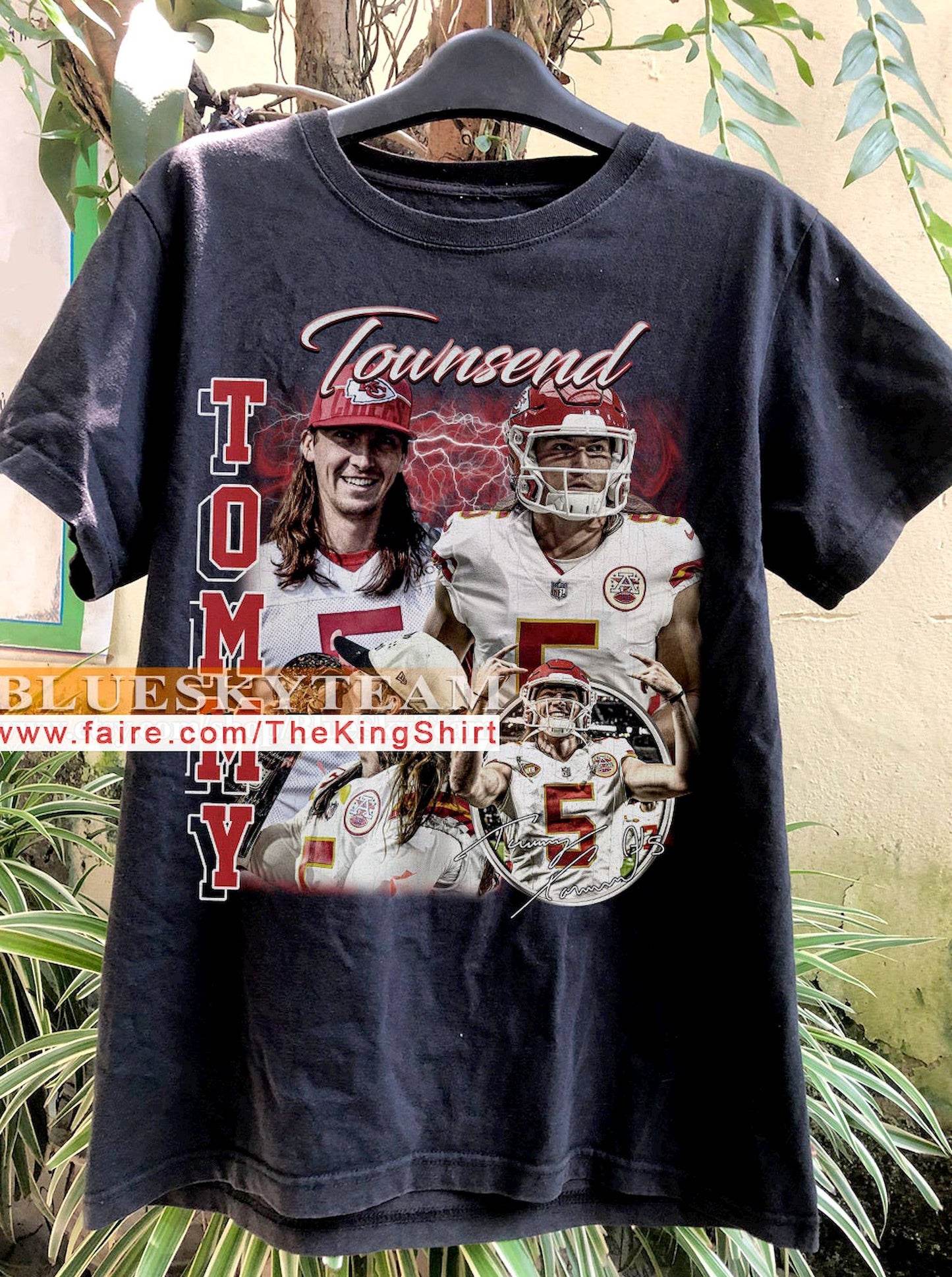 Vintage 90s Graphic Tommy Townsend T-Shirt Retro Football Gi