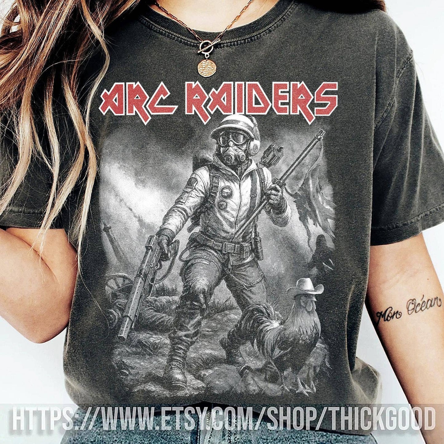 Vintage Gamer Raiders Unisex T-Shirt Gift