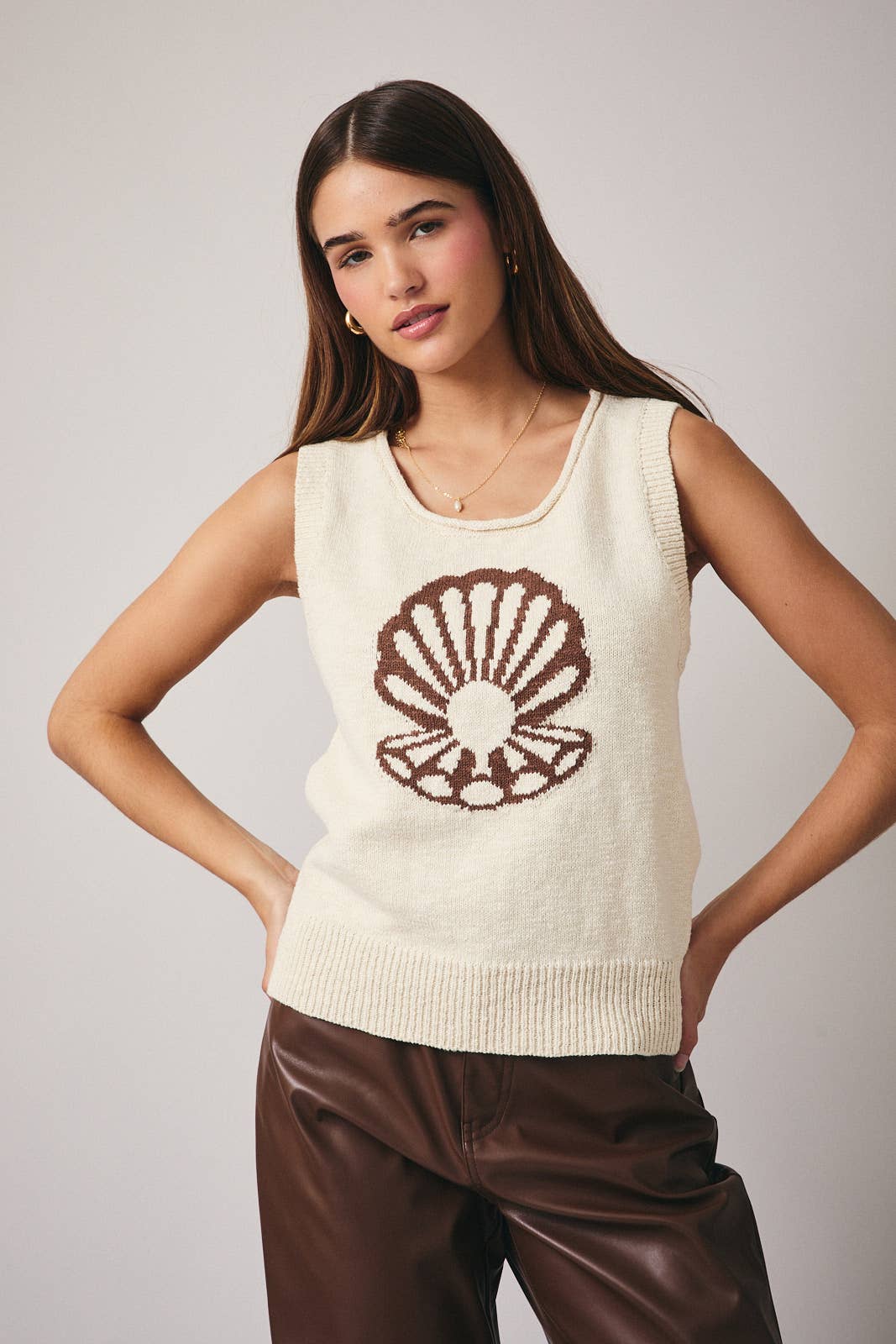 Round Neck Sleeveless Shell Printed Sweater