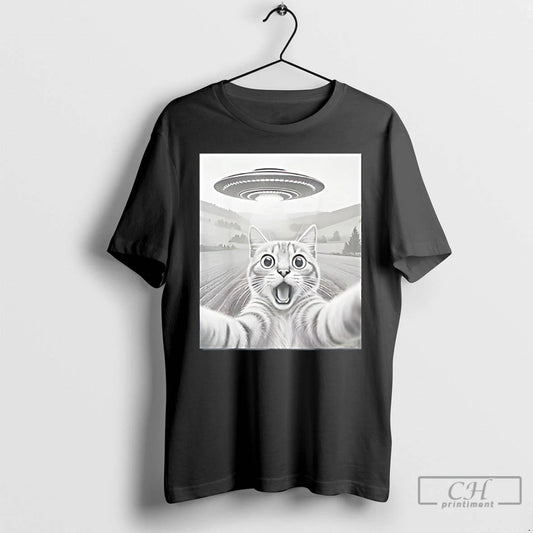 Classic Cat Selfie With Alien Ufo Funny Cat Gifts
